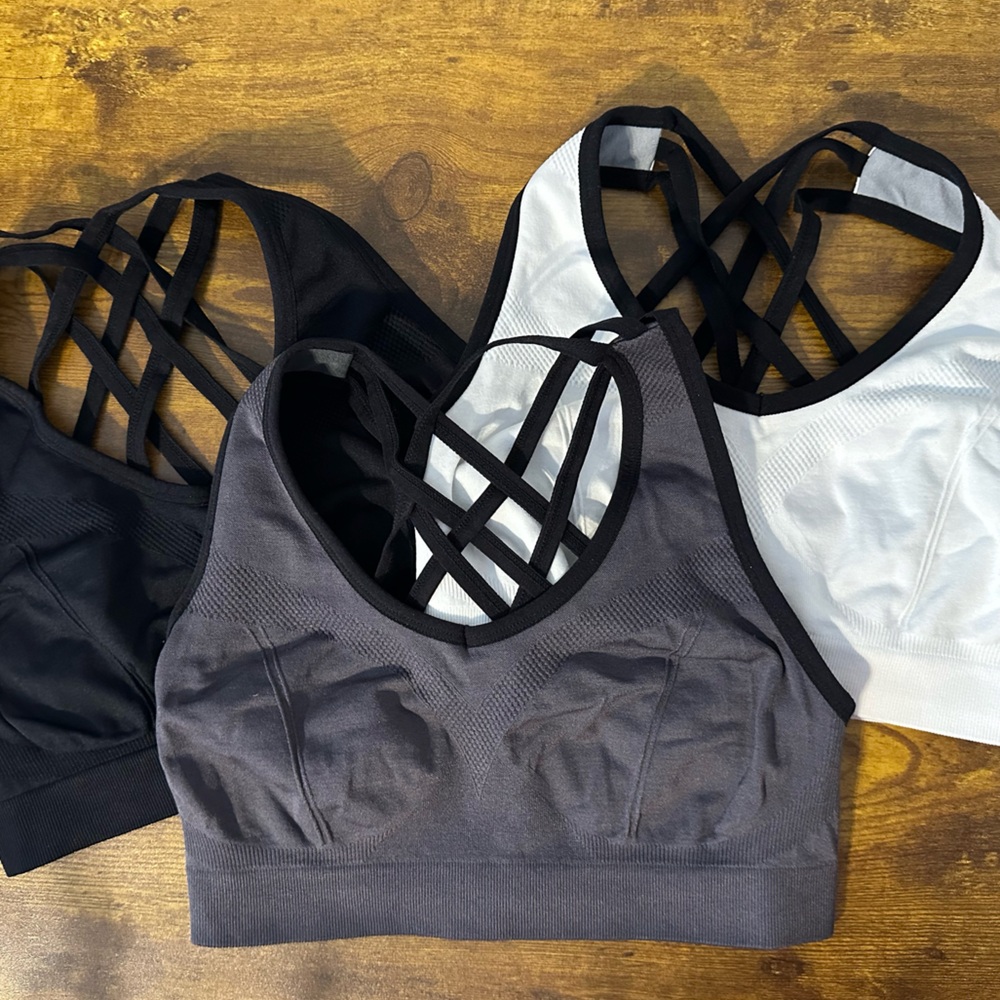 3pk-Black Gray & White Sports Bras with Crisscross Back New W/O tags.